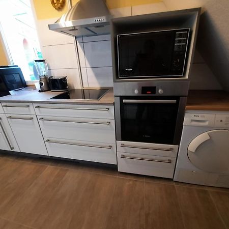 Ferienwohnung Mittelpunkt Schortens Ngoại thất bức ảnh