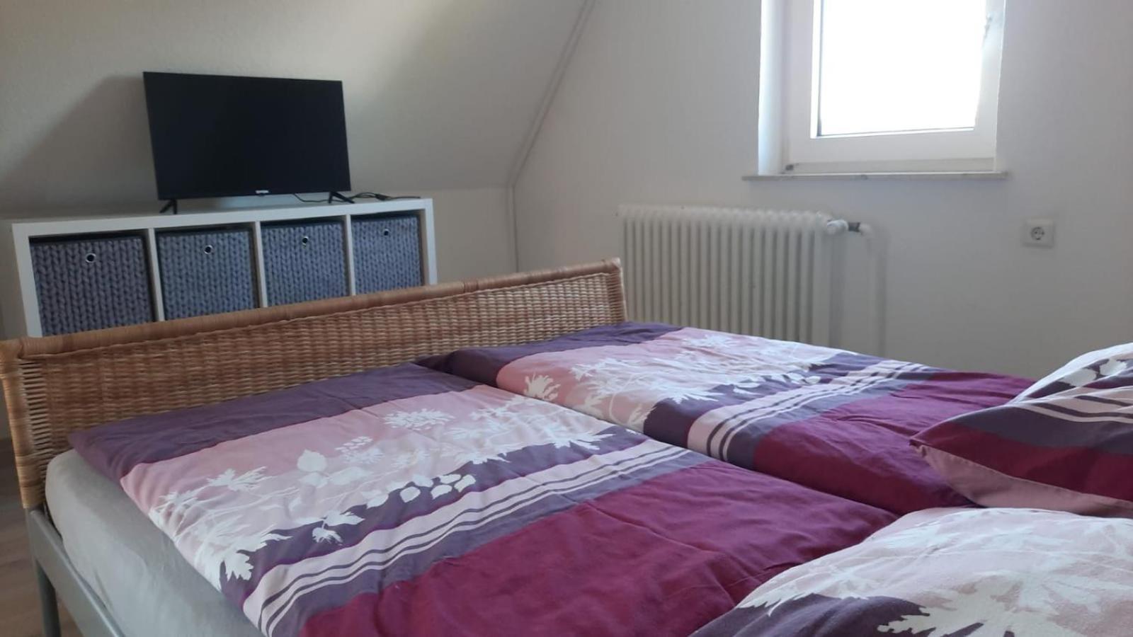 Ferienwohnung Mittelpunkt Schortens Ngoại thất bức ảnh
