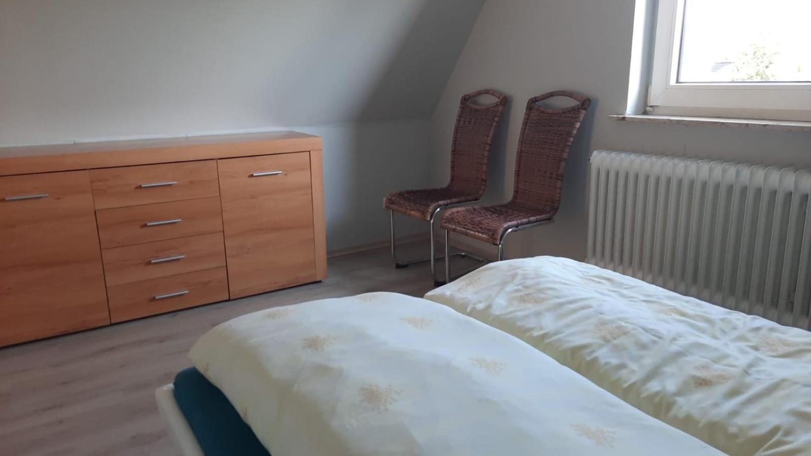 Ferienwohnung Mittelpunkt Schortens Ngoại thất bức ảnh
